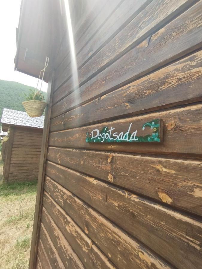 Camping La Zarapica - Palacios Del Sil Kültér fotó