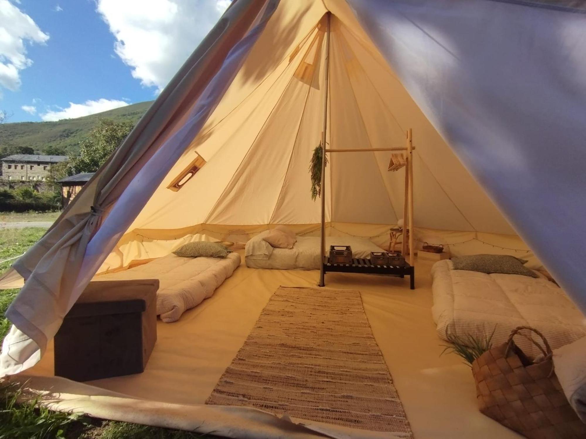 Camping La Zarapica - Palacios Del Sil Kültér fotó