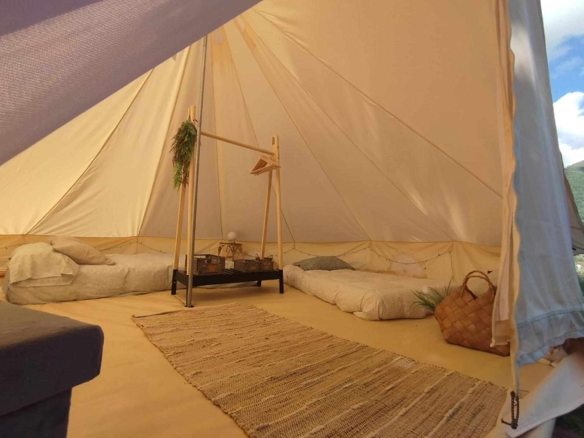 Camping La Zarapica - Palacios Del Sil Kültér fotó