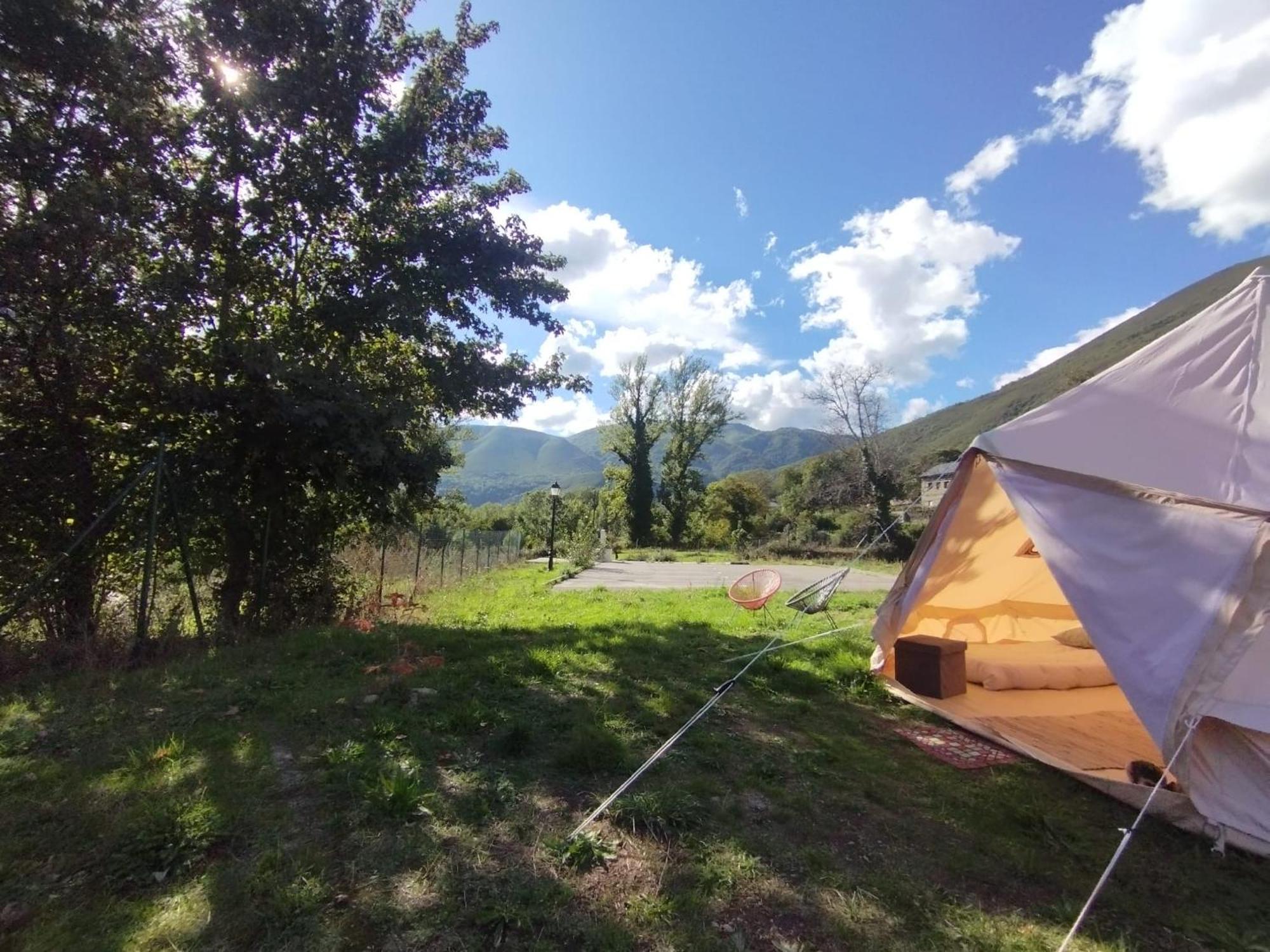 Camping La Zarapica - Palacios Del Sil Kültér fotó