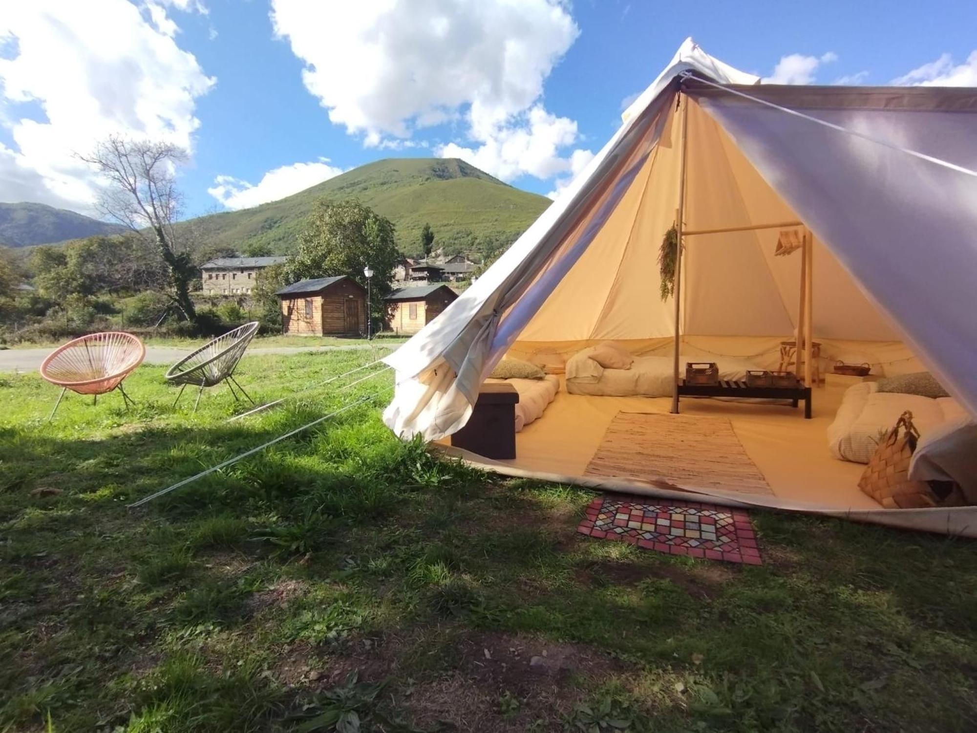 Camping La Zarapica - Palacios Del Sil Kültér fotó